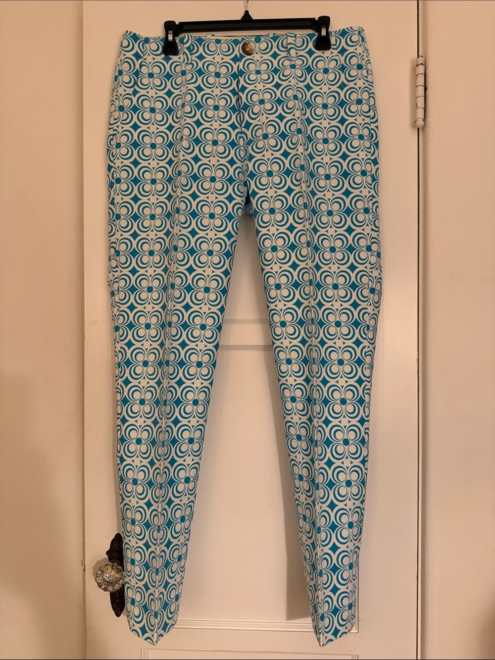 Men's White & Blue Geo-Print Dress Pants